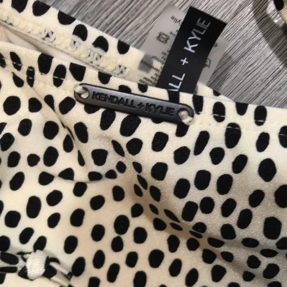Kendall + Kylie Black Dot Printed Off-White Bikini Swimsuit size L - Picture 3 of 9